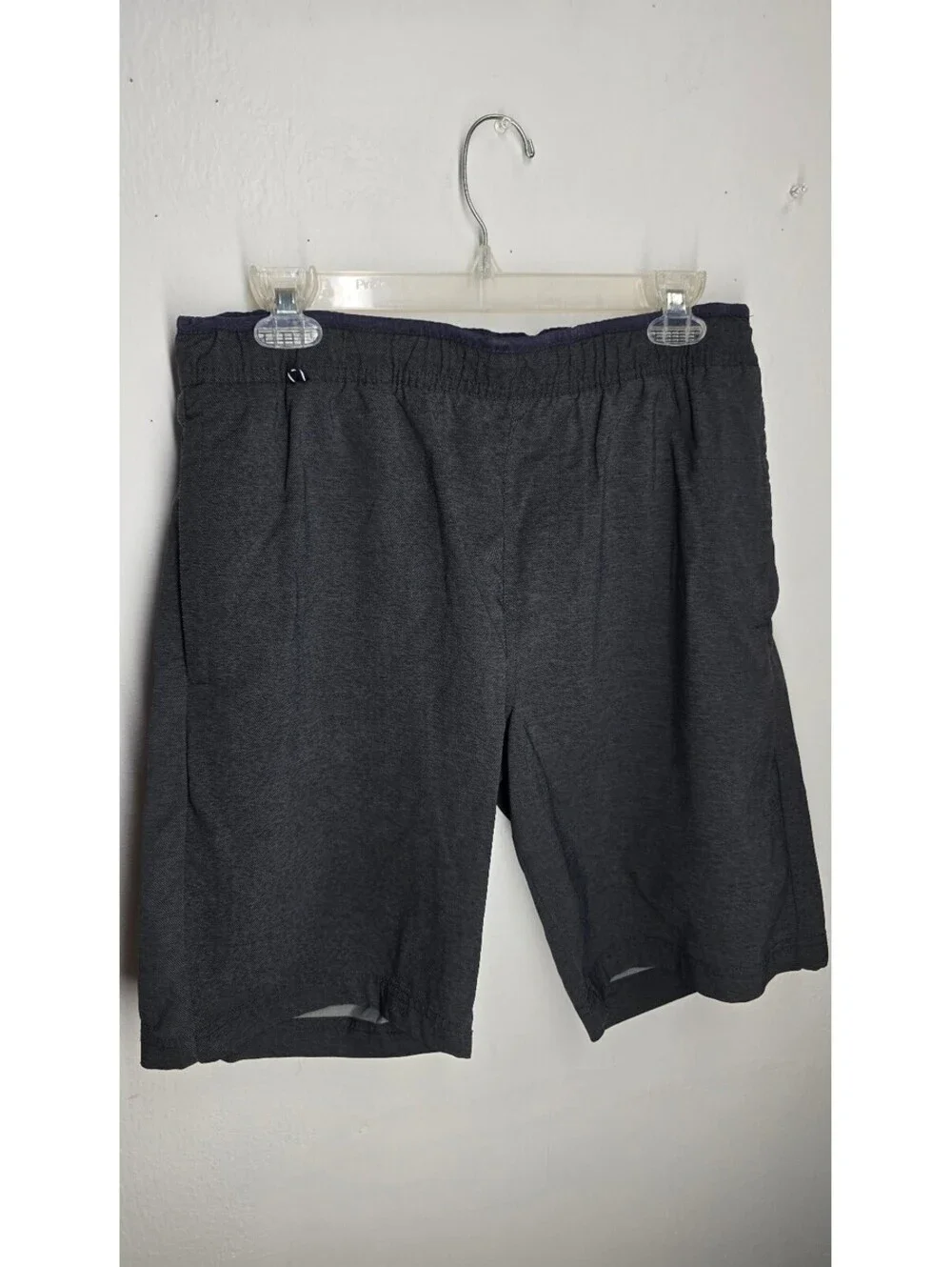 Voyager Men's Shorts Size M Gray Stretch Performance